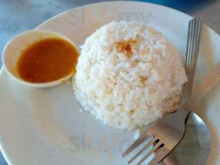 Nasi Ayam Aroi Bee Hong