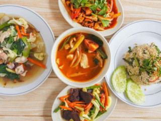 Arr Thai Tomyam Seafood 15