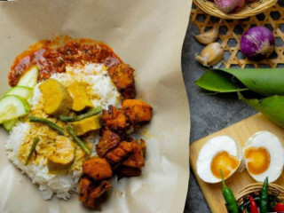 Nasi Kak Wok Bandar Perda