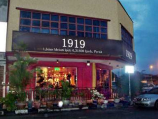 1919 And Gallery