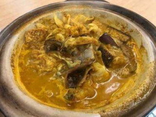 Chan Kee Curry Fish Head