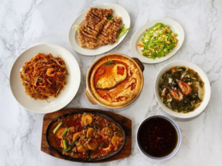 Restoran Jun Hui Jùn Huī Cān Shì Yà Fú Jiē Jīn Lóng Kā Lí Yú Tóu Fēn Xíng