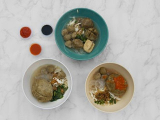 Cik Siti Kitchen (indonesia Food)