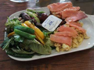 Salad Bowl Cafe