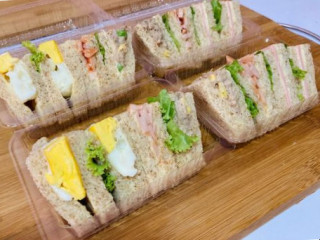 Sandwich Mae Noonzi
