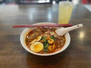 Phaik Laksa