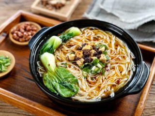 Yunnan Rice Noodle