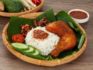 Warong Klasik (kk Garden Seafood)