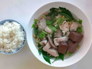 Yen Jie Mix Pork Soup Bak Kut Teh