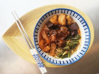 Loheng Curry Mee (kedai Kopi Hwa Lam)