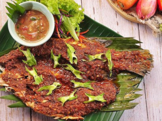 Merong Lagenda Ikan Bakar Shellout