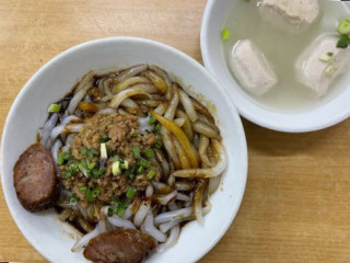 Zhōng Jì Zhèng Zōng Sān Jiān Zhuāng Zhū Ròu Wán Fěn Restoran Teong