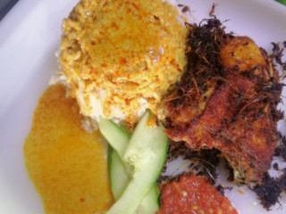 Nasi Kukus Tebuan Sesat