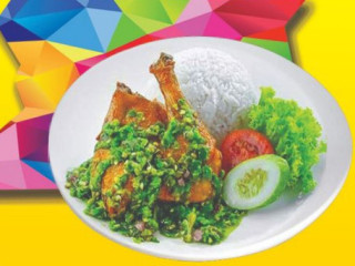 Nasi Ayam Geprek Mama Muda (kepala Batas)