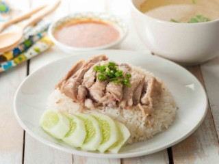 Long Kee Chicken Rice