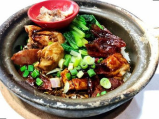 Century Claypot Chicken Rice Shì Jì Shā Bāo Jī Fàn (century Street Food Court)