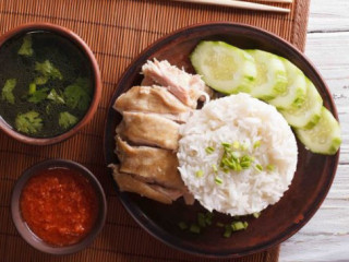 Kedai Makanan Dan Minumam Chan Kee Zhēn Jì Jī Fàn