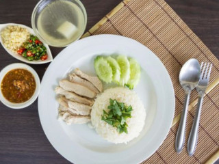 Keong Kee Chicken Rice