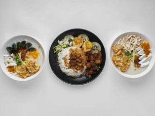 Goodluck Porridge Noodles Hǎo Yùn Zhōu Zhū Cháng Fěn
