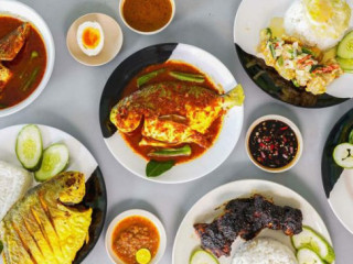 Nasi Bajet Ayam Berempah