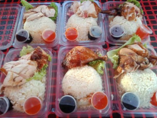 Nasi Ayam Hillpark