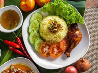 Nasi Ayam Klang (emporium Makan)