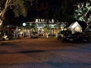 The Simple Bistro