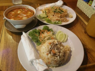 S D Thai Food