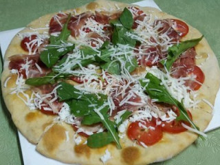 Pizza Chiara
