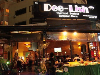 Dee-lish Bar Restaurant