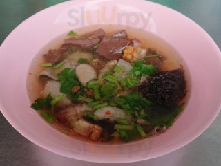 ก๋องเมงจั้น บะหมี่เกี๊ยว