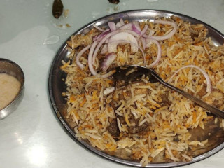 Sadabahaar Chicken Biryani