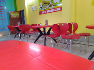 Food Plaza, Bandel Junction