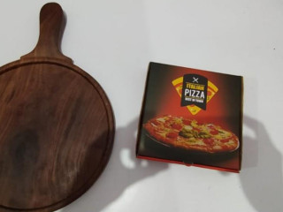 Crimzee Pizza