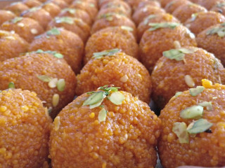 Arihant Sweets (karsandas Nanji Mithaiwale)