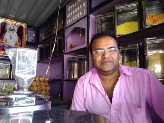 Kismat Farsan Soda Shop Keshod