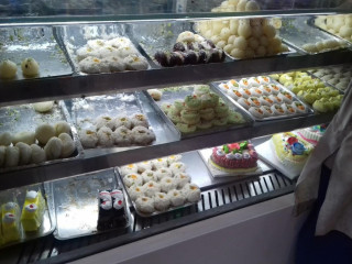 Madhumilan Sweets