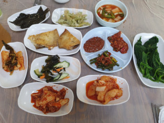 모아식당