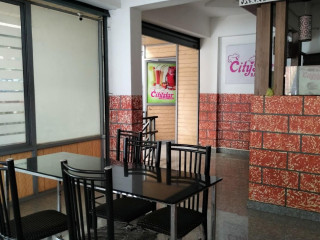 City Star Bakes Cafe, Coolbar