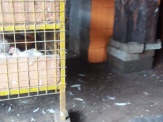 Shanthi Chicken Stall