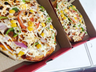 Naksh Pizza Hub And Fast Food