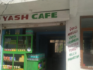 Yash Cafe