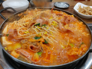 동두천부대찌개