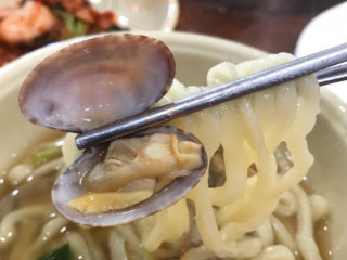 아줌마해물칼국수