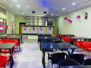 Puneeth Restaurant And Bar