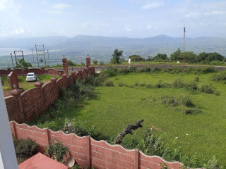Laxmi Family Garden