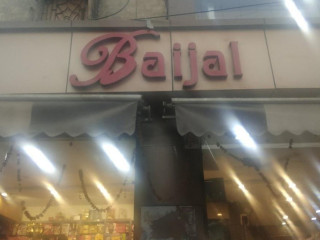 Baijal Sweets And Confectioners