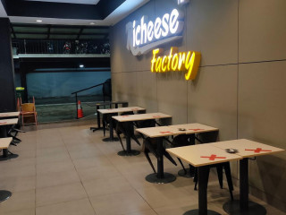 Richeese Factory