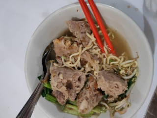 Mie Ayam Bakso Berseri Solo