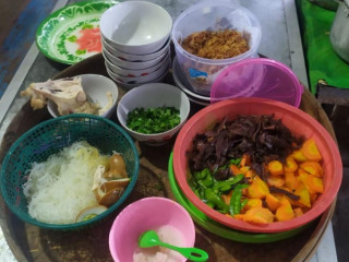 Warung Makan Bu Hartini